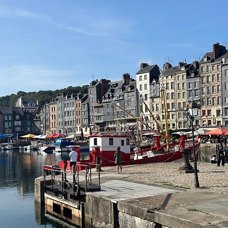 Appartement Les Hirondelles Honfleur Exterior photo